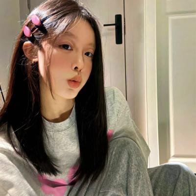 花吃了那女孩